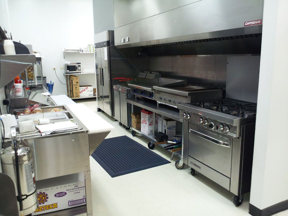 Suite 19-Kitchen
